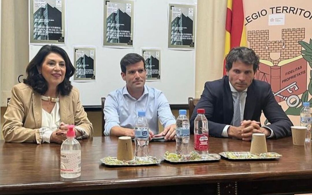 Charla recogida neumática de residuos sólidos en Colegio Administradores de Fincas de Córdoba